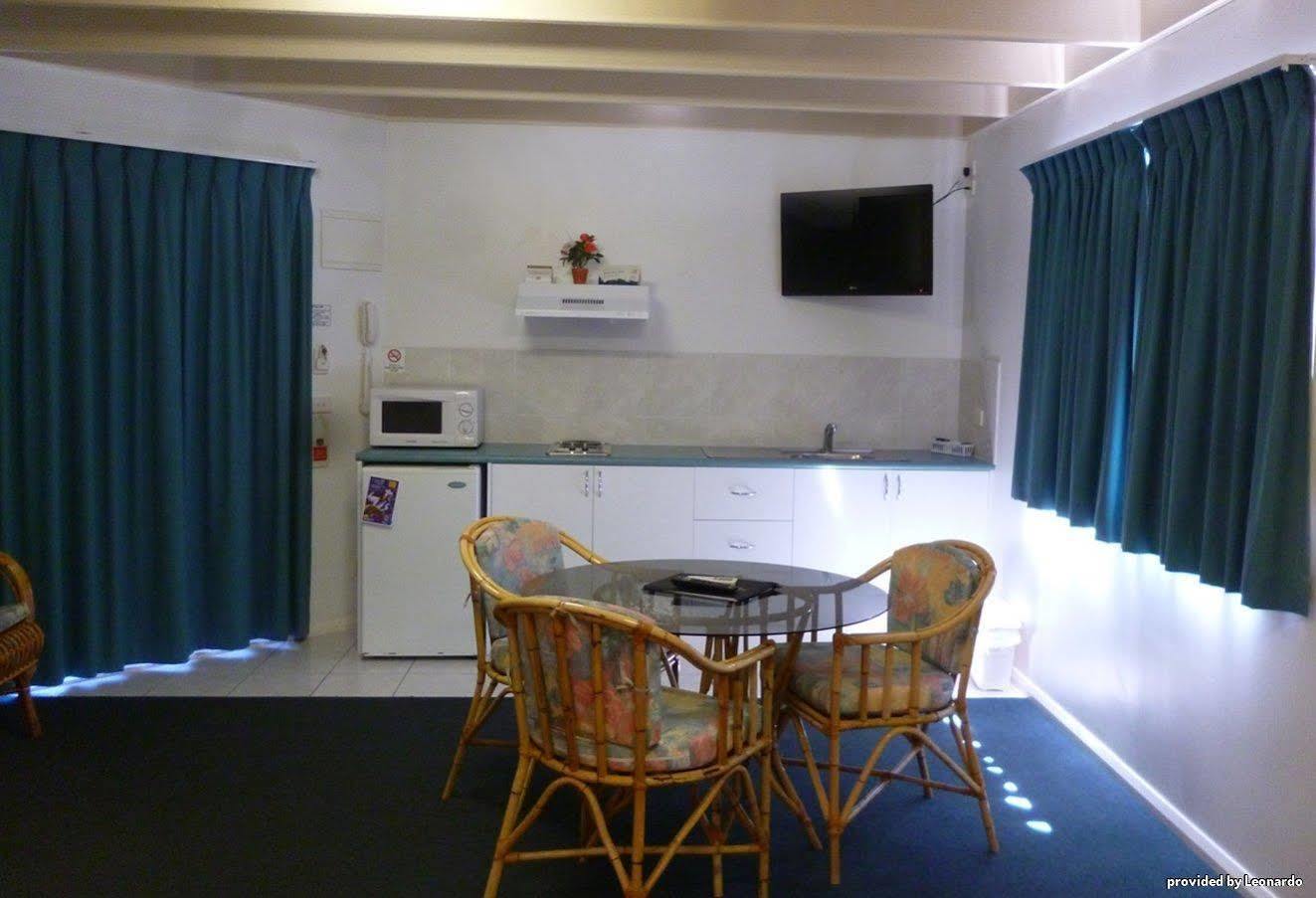 Sundown Villas Symonston Εξωτερικό φωτογραφία